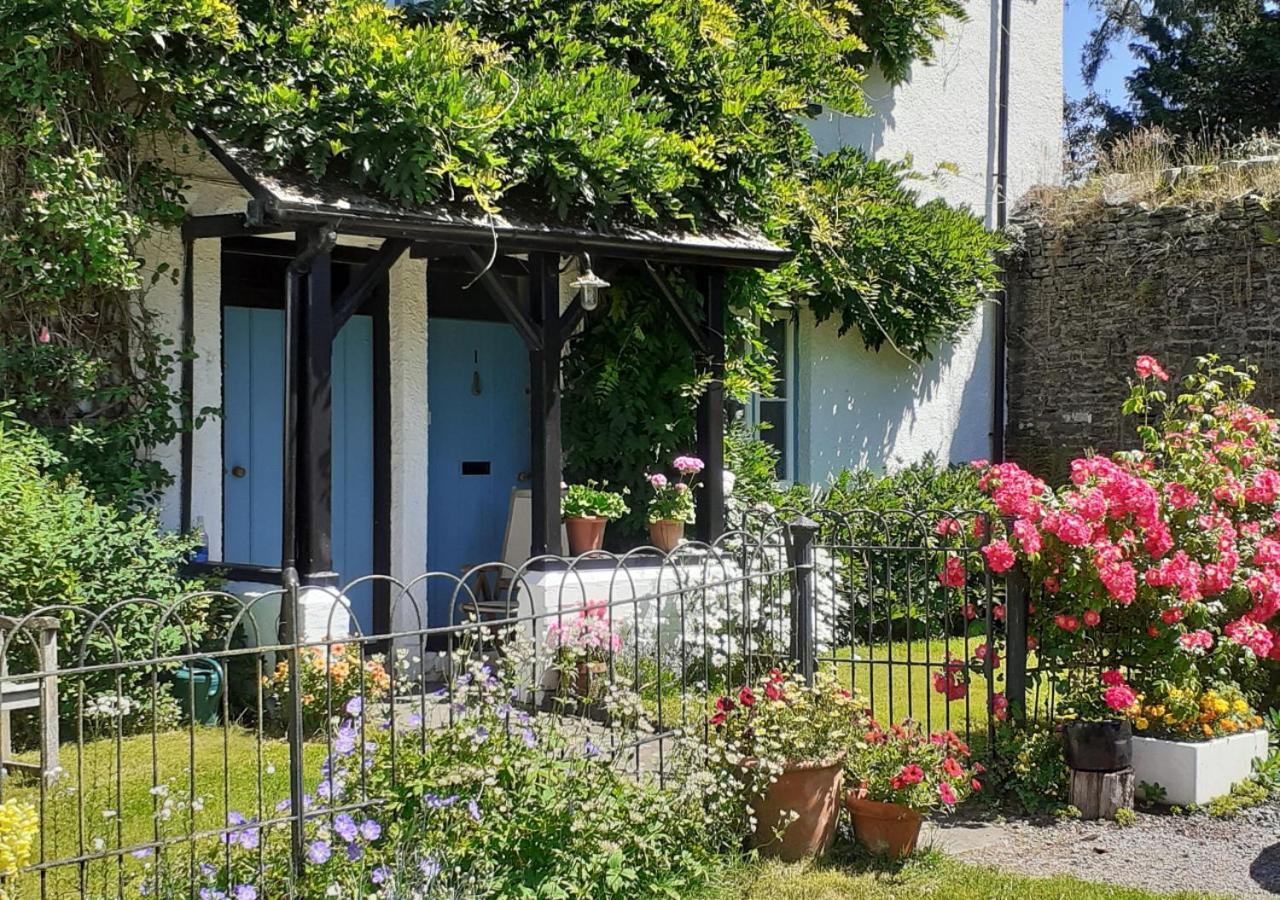 Castell Madoc Cottages Lower Chapel Εξωτερικό φωτογραφία