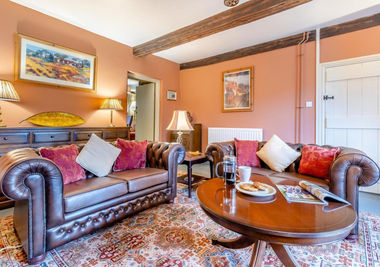 Castell Madoc Cottages Lower Chapel Εξωτερικό φωτογραφία